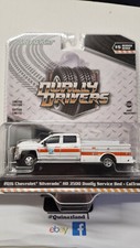 Greenlight 2024 Dually Drivers Series 15  2013 Chevrolet Silverado (NG23)