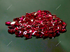 Lot de 50 pierres précieuses