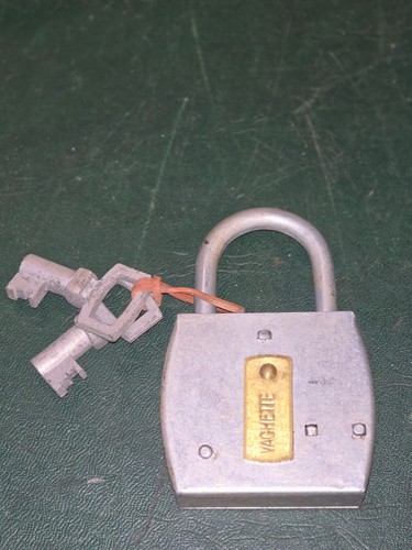 Cadenas vachette avec clés - cadenas,