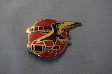 B93 pucelle insigne militaire