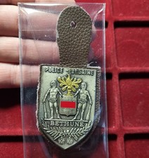 #128-1 ~ Pucelle / Insigne /