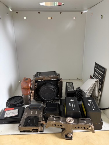 Red komodo cinema camera - komodo, 6k