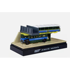 DOUBLE DECKER BUS "LIVE AND