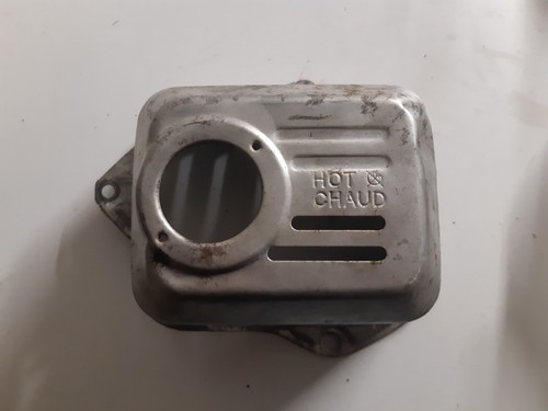 Grille échappement moteur - grille,