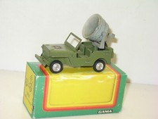 GAMA, jeep militaire en métal avec projecteur