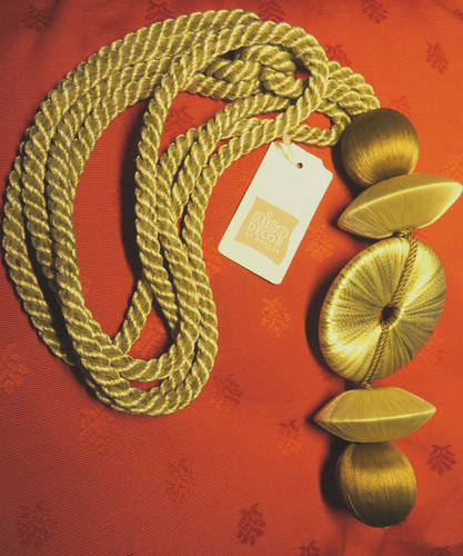 Embrasse passementerie ornée - embrasse,