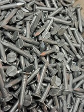 Lot 100  pointes clous têtes