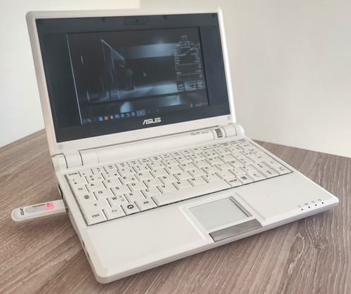 Asus eee 701 vintage - asus,