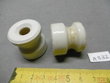 Isolateurs anciens (2) en porcelaine blanche Ø 31 mm made in France (AS32)