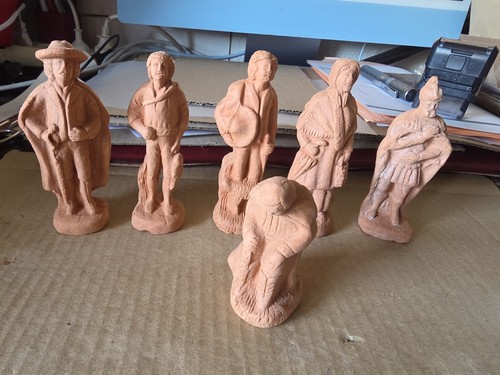 Lot santons a - 6,