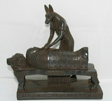 Statue pharaonique ancienne