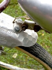 NOS Lot 2 Vis écrous fixation Vélo Ancien phare Support Compeur ED old bike