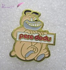 Pin's Animaux un chien dog