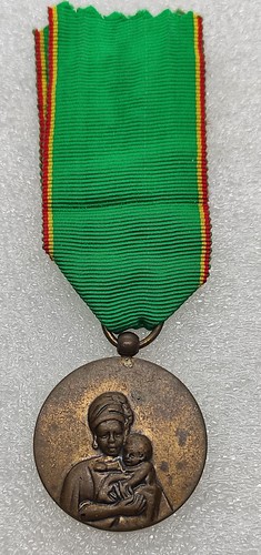 Medaille merite maternel - du,