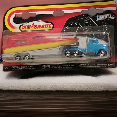 Majorette truck kenworth - 1/87,