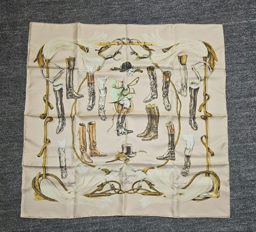 écharpe hermes propos de - Écharpe,