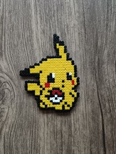 Pixel Art Pikachu Pokeball -
