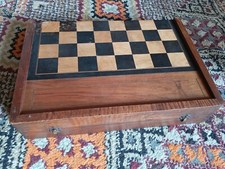 BELLE BOITE DE JEU EN BOIS