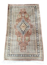 TAPIS ORIENTAL-PERSAN. LAINE