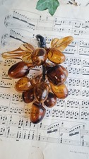 ANCIENNE GRAPPE DE RAISIN EN