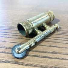 Ancien briquet de tranchée 1914–1918 – corps en laiton trench art WW1