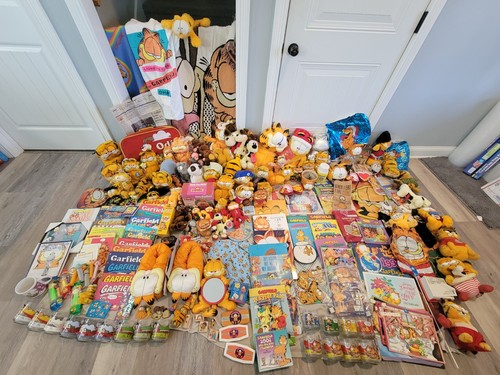 Huge garfield collection - huge,