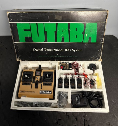 Futaba digital proportional - digital,