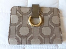 LANCEL ETUI AGENDA TOILE BROCHEE CUIR KAKI MODELE RECHARGE A ACHETER POUR 2025