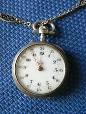 MONTRE PENDENTIF à GOUSSET ANCIENNE MONOGRAMME + CHAÎNE ARGENT FINEMENT CISELEE