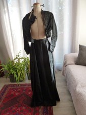 costume ancien veste + jupe vers 1900 état correct avec imperfections