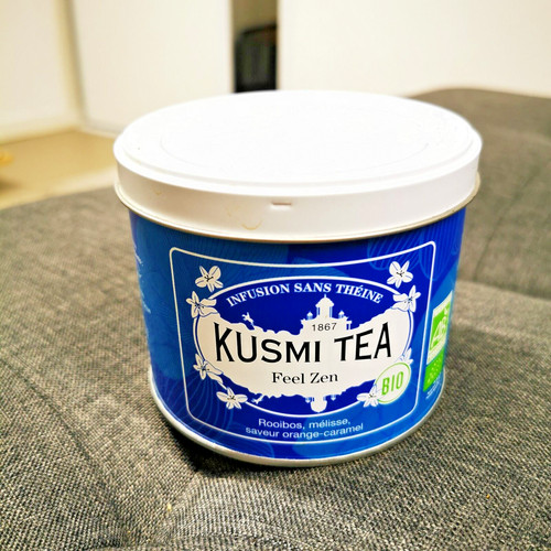Boîte kusmi tea de - tea,