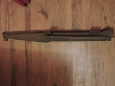 Montant central de porte pour