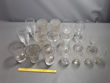 anciens verres bistrot vieux