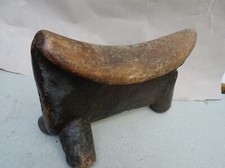   APPUIE NUQUE APPUIE TETE ETHIOPIE HEAD DREST  TURKANA