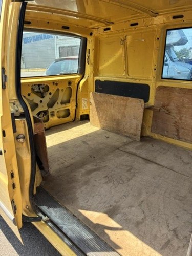 Moteur essuie glace avant