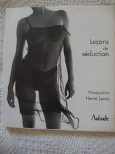 livre Leçons de seductions photos Hervé LEWIS pour AUBADE