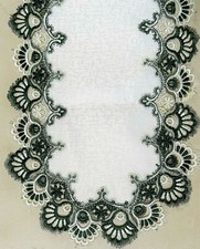 Table-Runner with Green