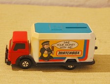 PROCHE DU NEUF .ANCIENNE MINIATURE .CAMION TIRELIRE. MARQUE MATCHBOX.FONCTIONNE
