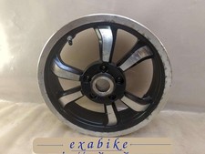 roue arriere pour Peugeot 400 Metropolis  -> affichez les details