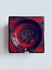 Cendrier / vide-poche moderniste émaillée rouge - dans le goût de Perignem