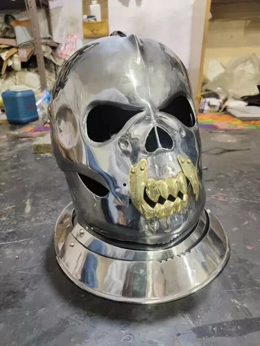 Casque médiéval acier - casque,