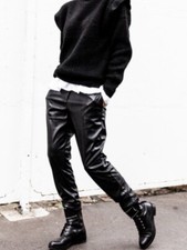 Pantalon BANDITAS from Marseille taille S/M cuir noir tres bon état