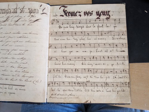 Livre ancien manuscrit cahier - livre, ancien-manuscrit-cahier