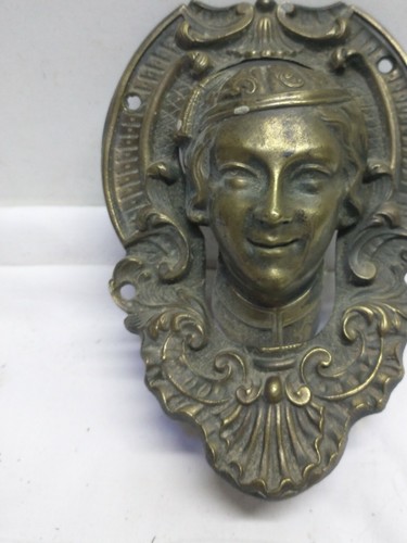 Coin billard en bronze - de,