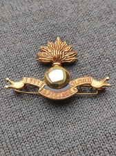 INSIGNE  BERET  -  ESM  SAINT  CYR  -  COINDEROUX