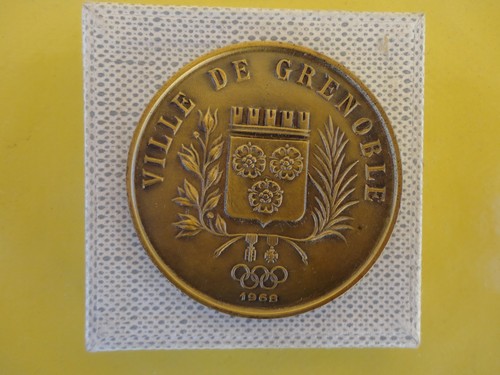Médaille table grenoble - médaille,