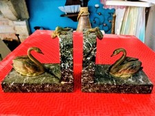 Petits serre- livres art déco en marbre, Cygnes et grenouilles.