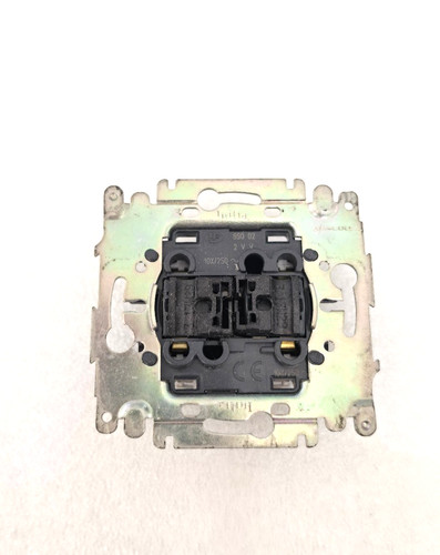 Arnould initia 69002 1 - initia,
