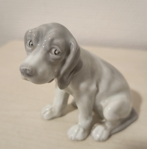 Magnifique porcelaine chien - porcelaine,