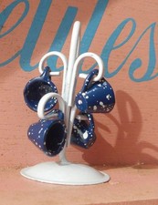 Lot neuf miniatures pour vitrine ou maison de poupée métal 4 tasses et support